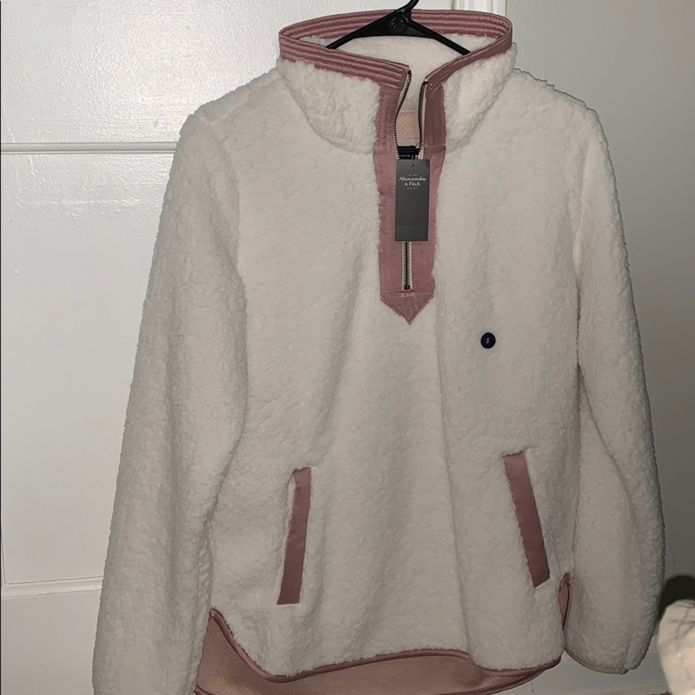 Fuzzy half zip